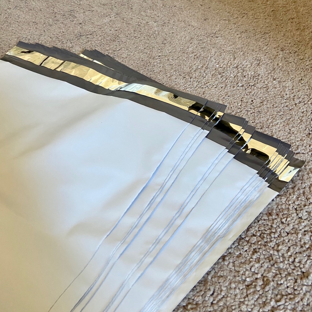 100 Poly Shipping Bags Size 15.5"x12" Self Sealing Mailers Ship Supply USPS UPS - Picture 6 of 6